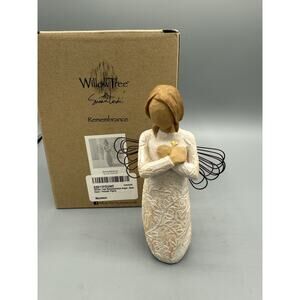 Willow Tree Remembrance Angel by Susan Lordi 2010 with Box Demdaco Figurine